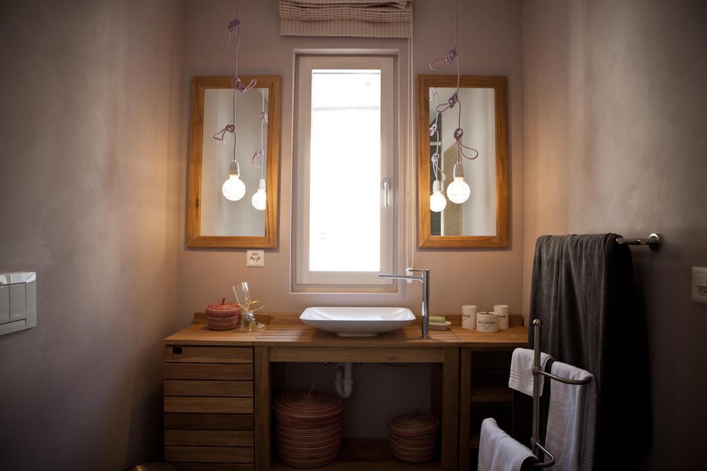 Le Coq Chantant Studios D'Hotes & Boutique Hotel St-Livres Saint-Livres Habitación foto